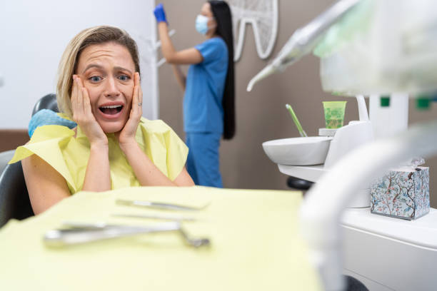 Best Cracked Tooth Emergency Dentist  in Greentown, IN